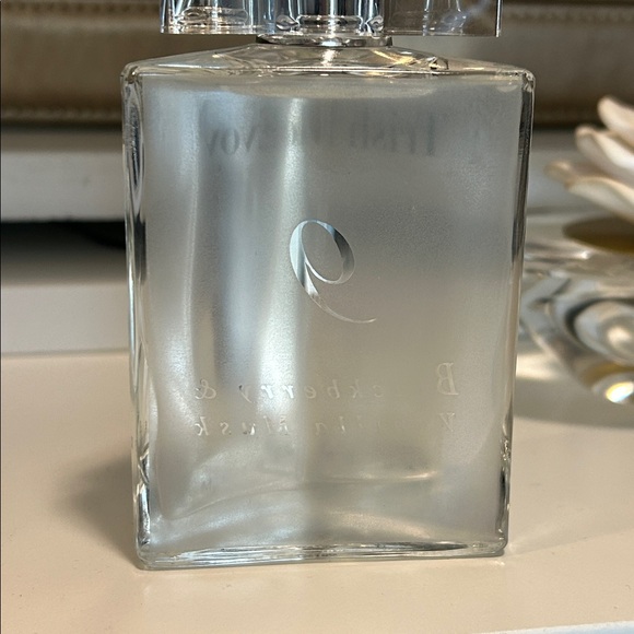 Trish McEvoy 9 EDP - Picture 3 of 5